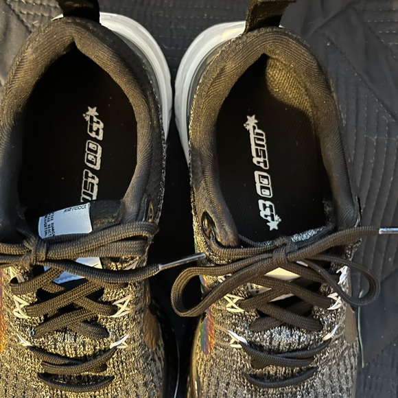 EUC CUTE WOMENS NIKE SHOES SIZE 9 - Picture 6 of 12